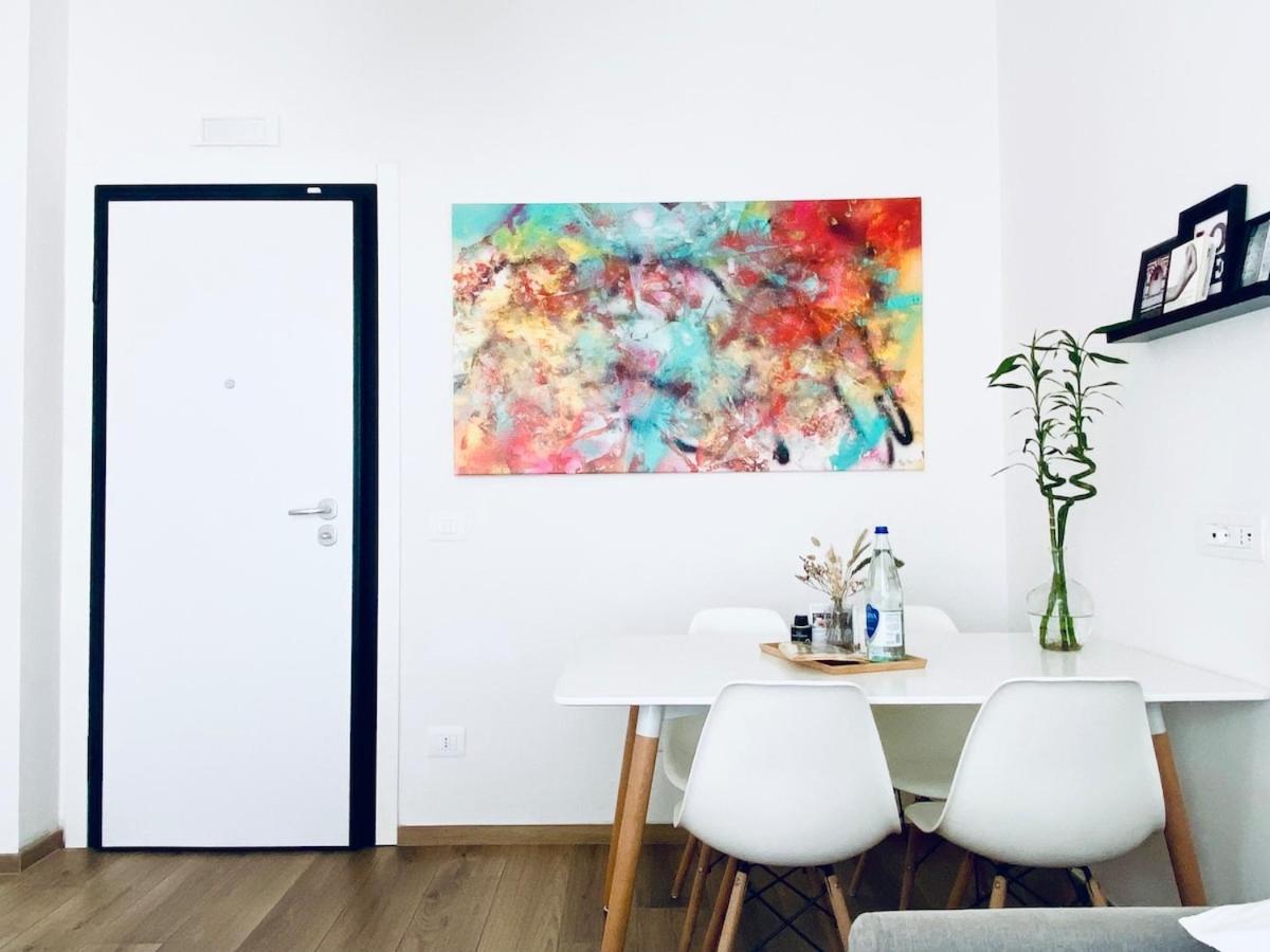 M4 White Monolocale Moderno E Funzionale Daire Scandicci Dış mekan fotoğraf